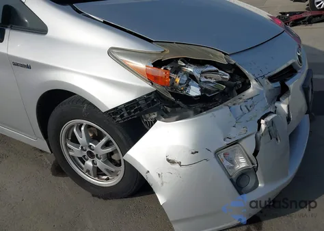 2011 Toyota Prius Three from USA, damaged, VIN JTDKN3DU3B5347630